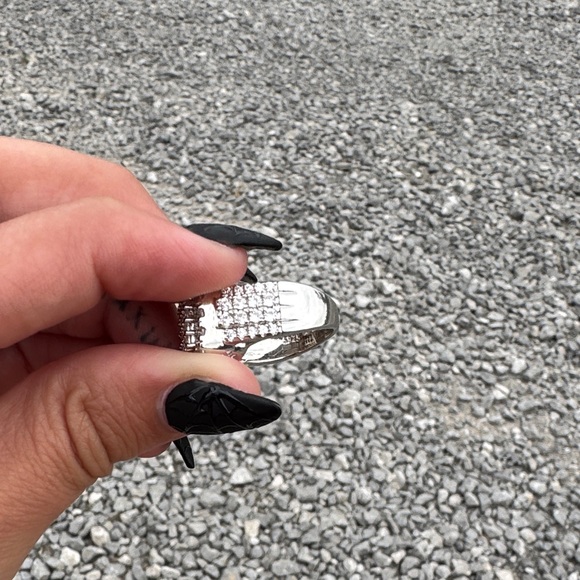 New S925 Elegant Silver Square Ring - Picture 7 of 11